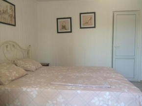 Отель Guest house Mane  Гагра